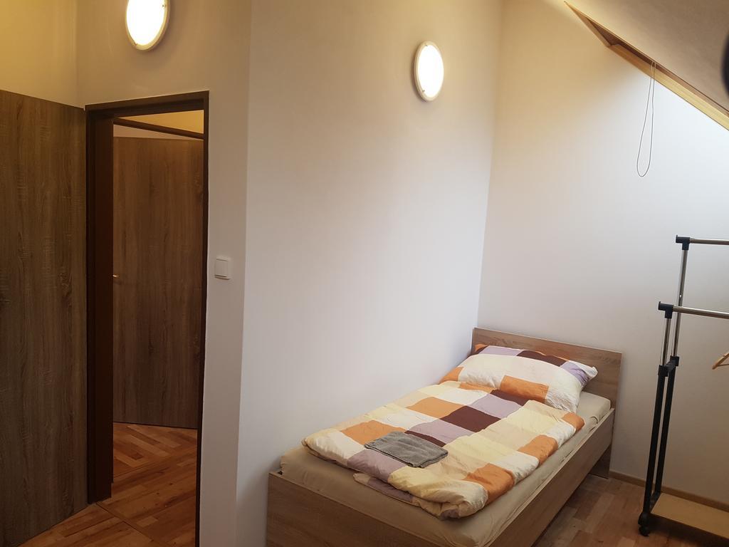 Ubytovani Zizkova Pacov Hotell Exteriör bild